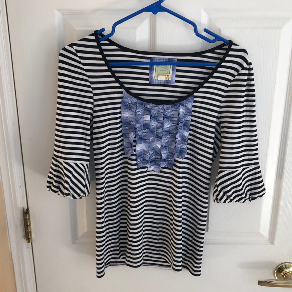 Little Yellow Button Brand Top Sz Medium